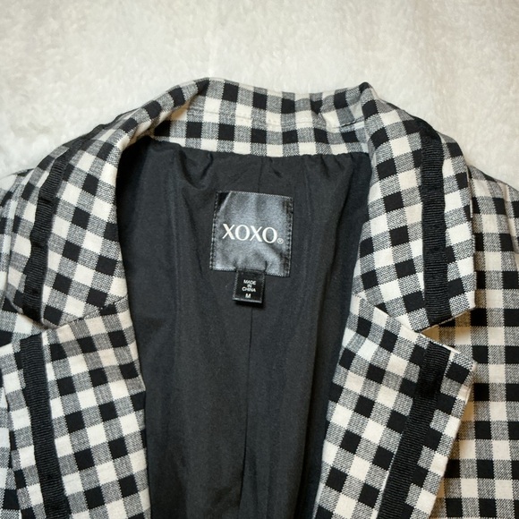 XOXO Women's Black and White Checkered Blazer - Picture 6 of 7